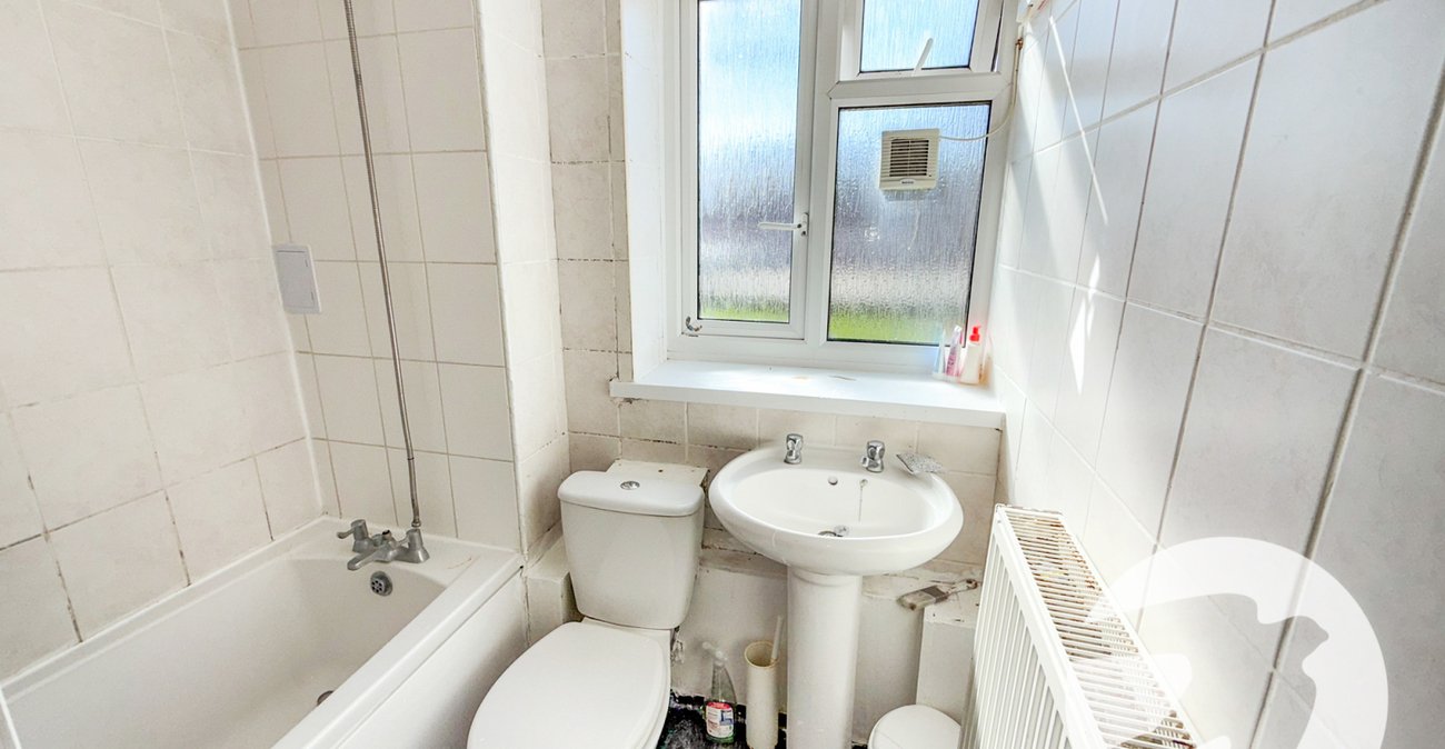 1 bedroom property for sale in London | Robinson Jackson