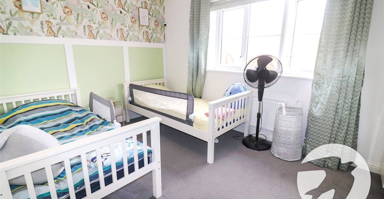 4 bedroom house for sale in Erith | Robinson Jackson