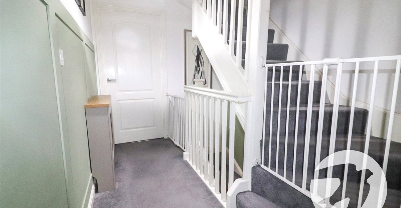 4 bedroom house for sale in Erith | Robinson Jackson