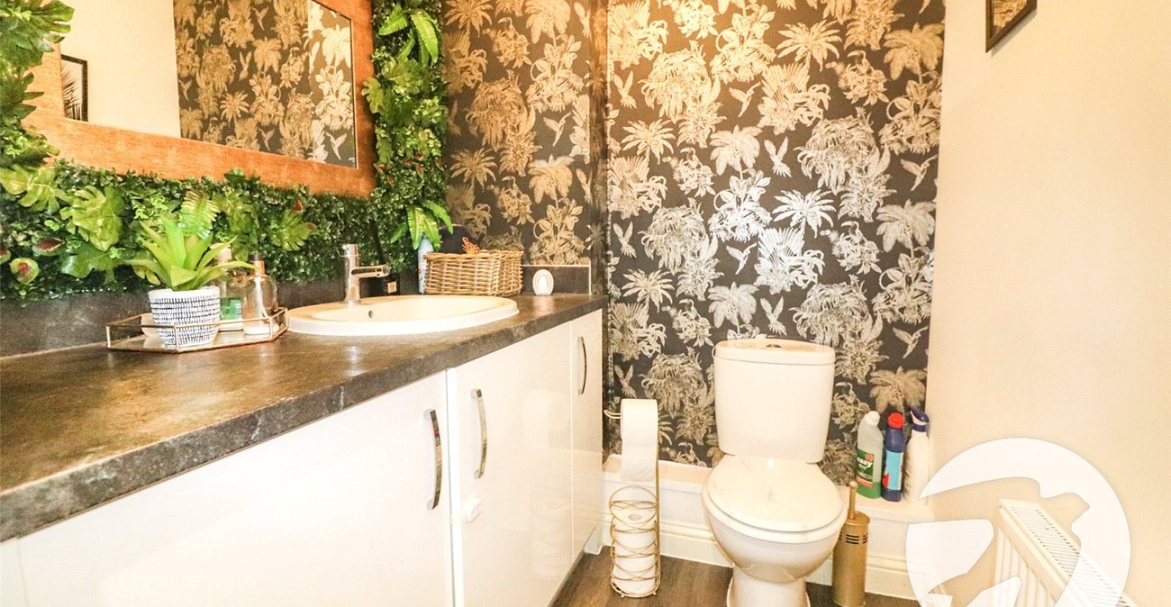 4 bedroom house for sale in Erith | Robinson Jackson