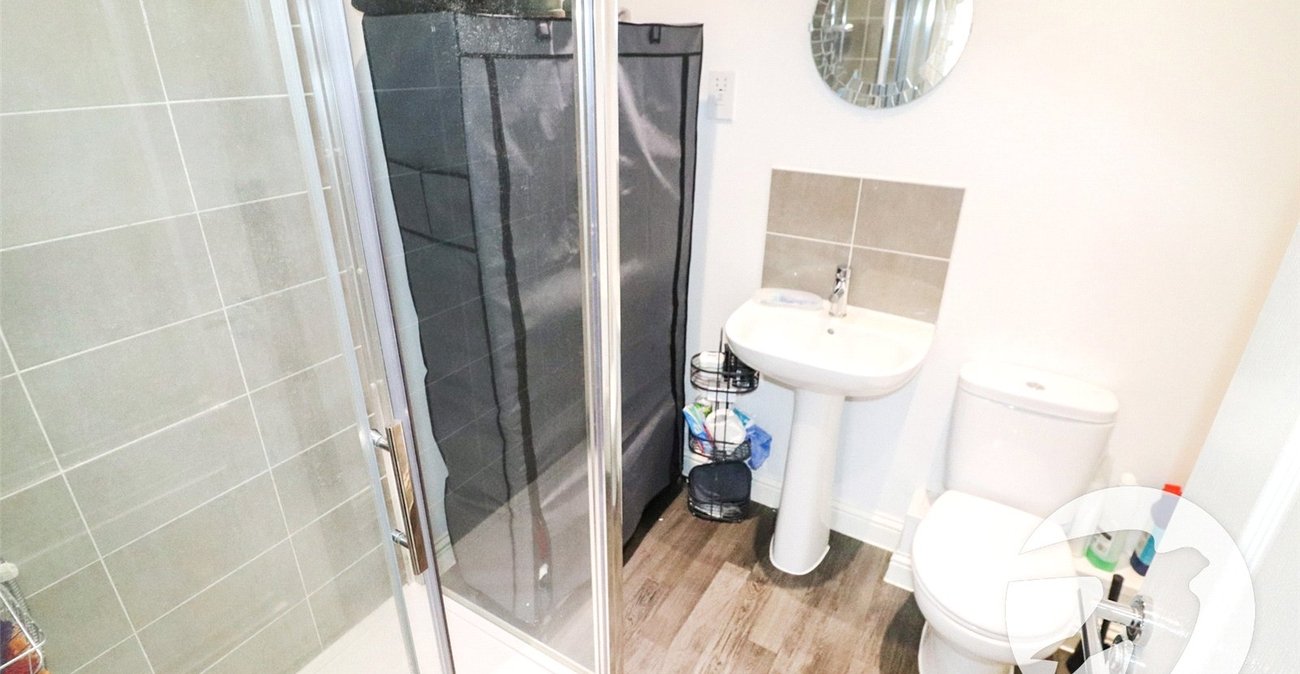 4 bedroom house for sale in Erith | Robinson Jackson