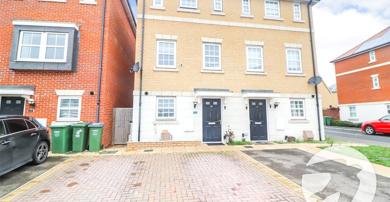 4 bedroom house for sale in Erith | Robinson Jackson