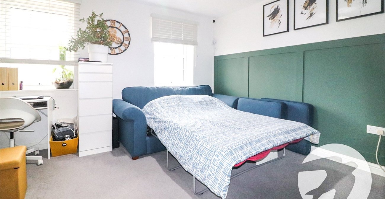 4 bedroom house for sale in Erith | Robinson Jackson