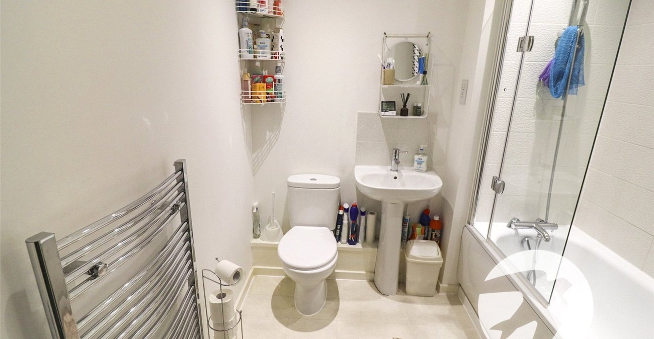2 bedroom property for sale in Erith | Robinson Jackson