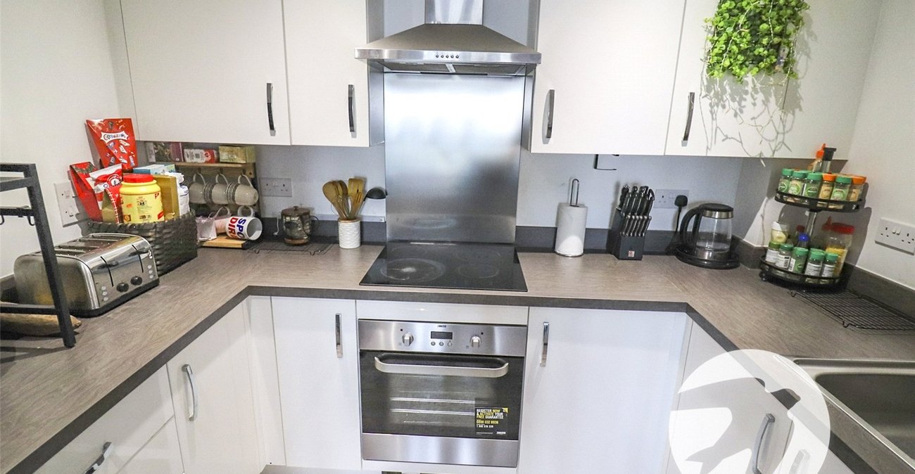 2 bedroom property for sale in Erith | Robinson Jackson