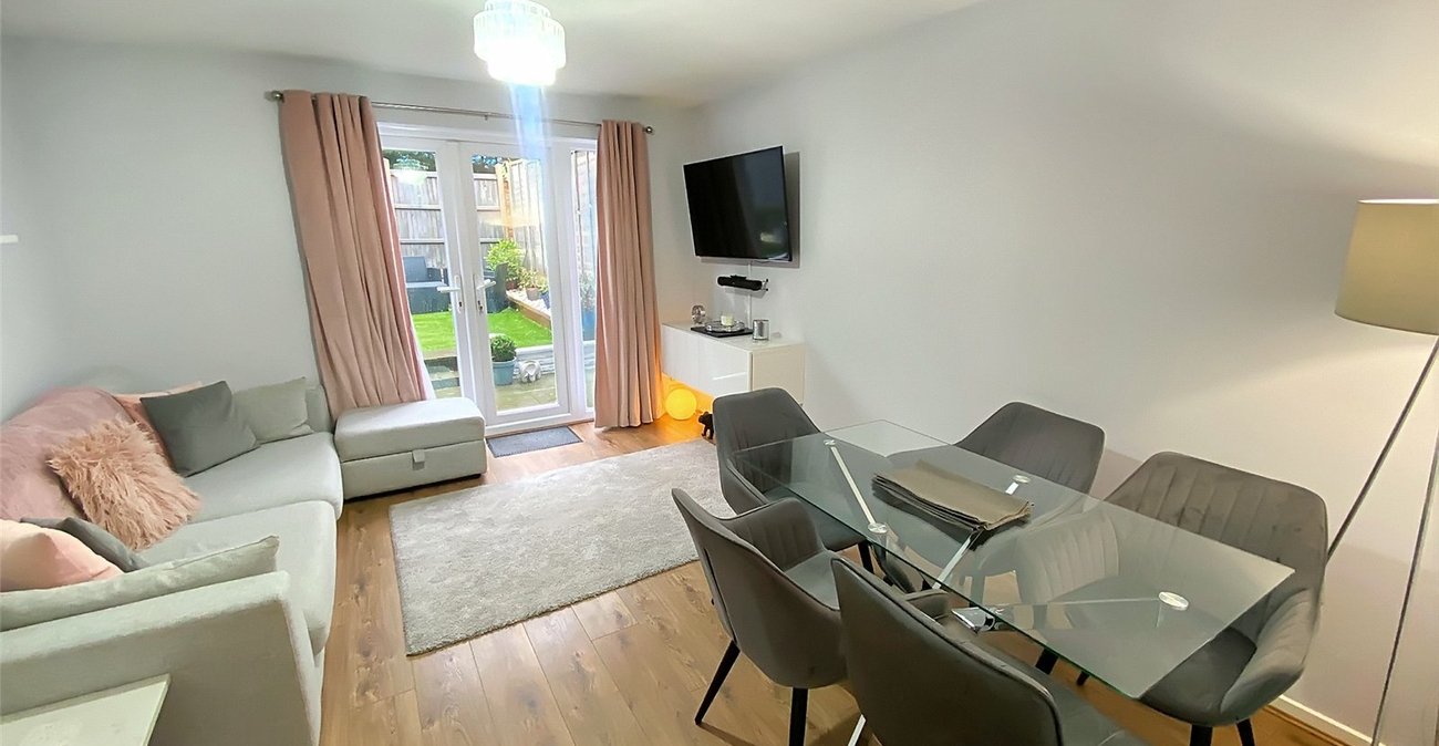 2 bedroom house for sale in Sidcup | Robinson Jackson