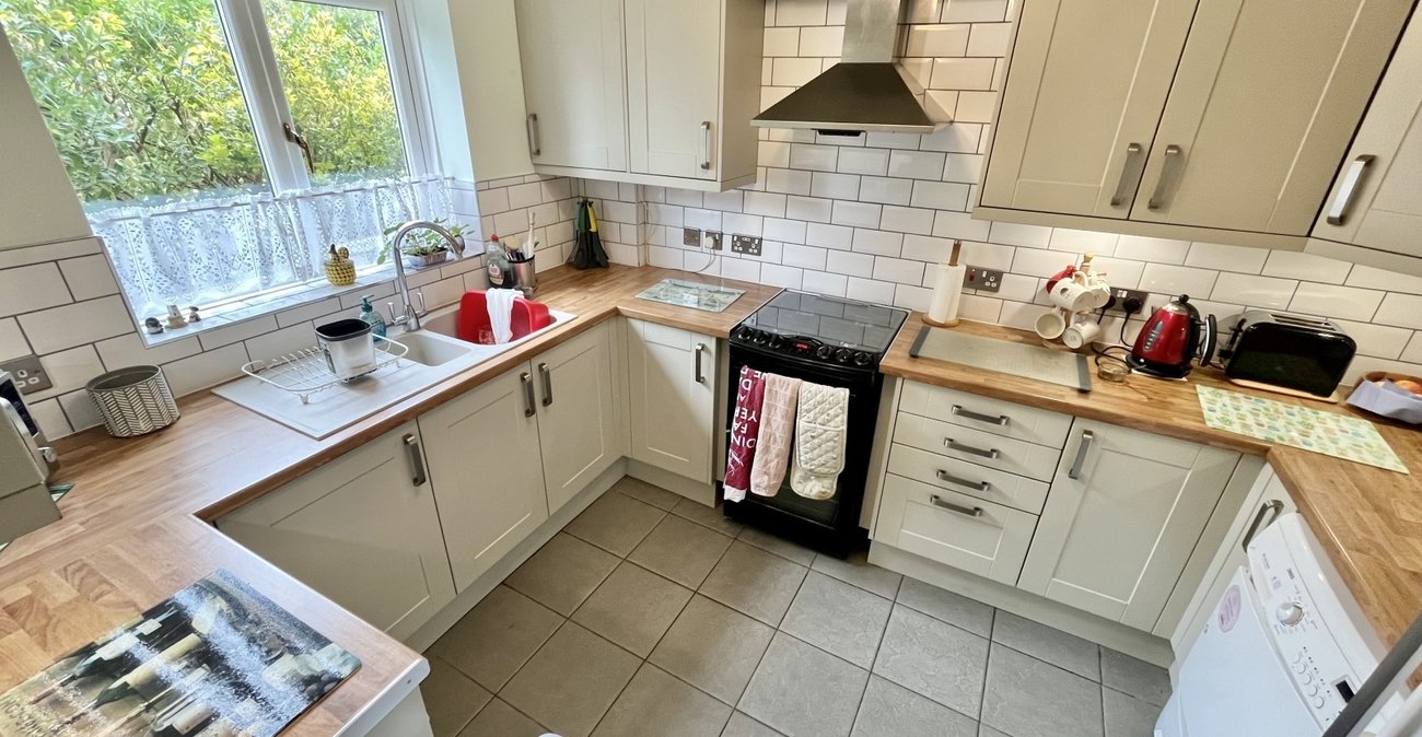 3 bedroom house for sale in Sidcup | Robinson Jackson