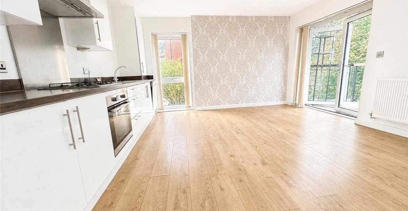 2 bedroom property for sale in St Mary Cray | Robinson Jackson