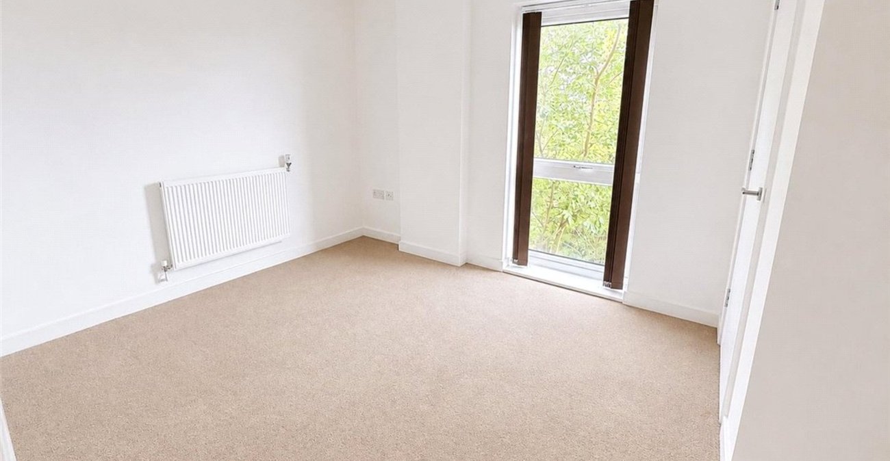 2 bedroom property for sale in St Mary Cray | Robinson Jackson