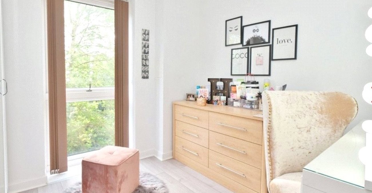 2 bedroom property for sale in St Mary Cray | Robinson Jackson