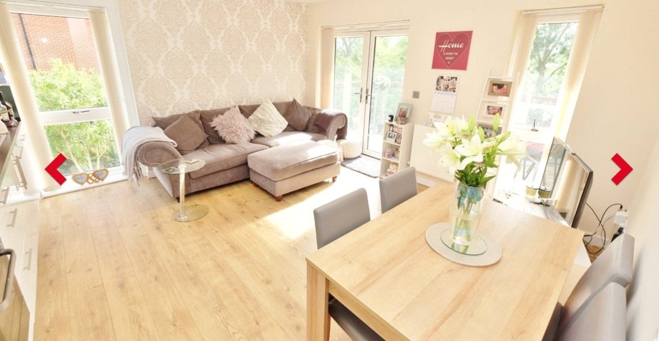 2 bedroom property for sale in St Mary Cray | Robinson Jackson