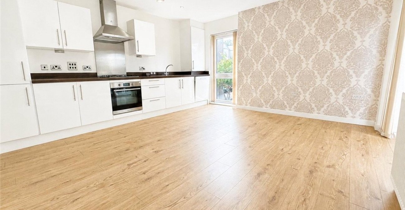 2 bedroom property for sale in St Mary Cray | Robinson Jackson