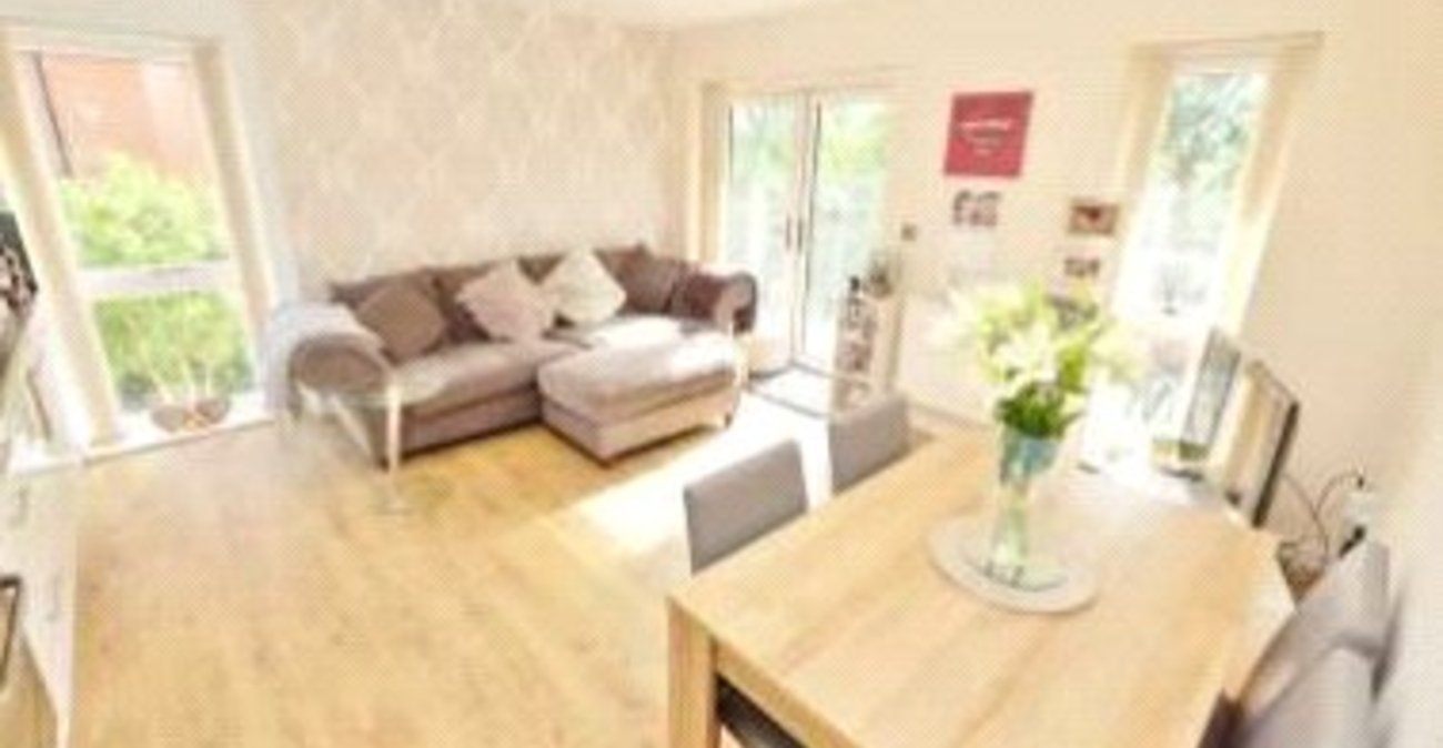 2 bedroom property for sale in St Mary Cray | Robinson Jackson