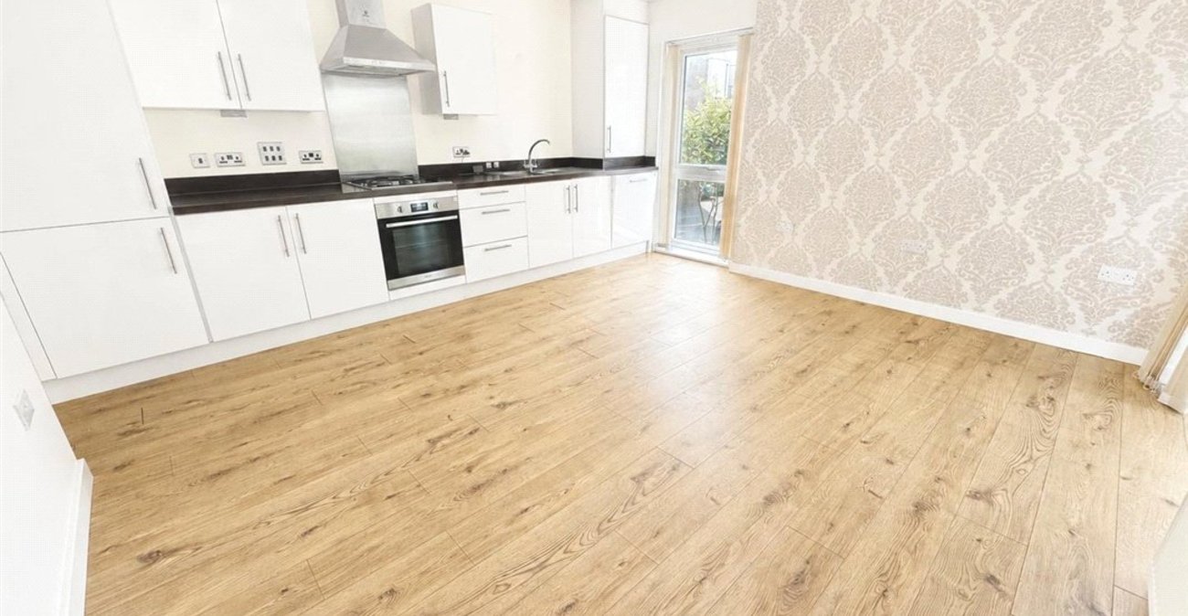 2 bedroom property for sale in St Mary Cray | Robinson Jackson