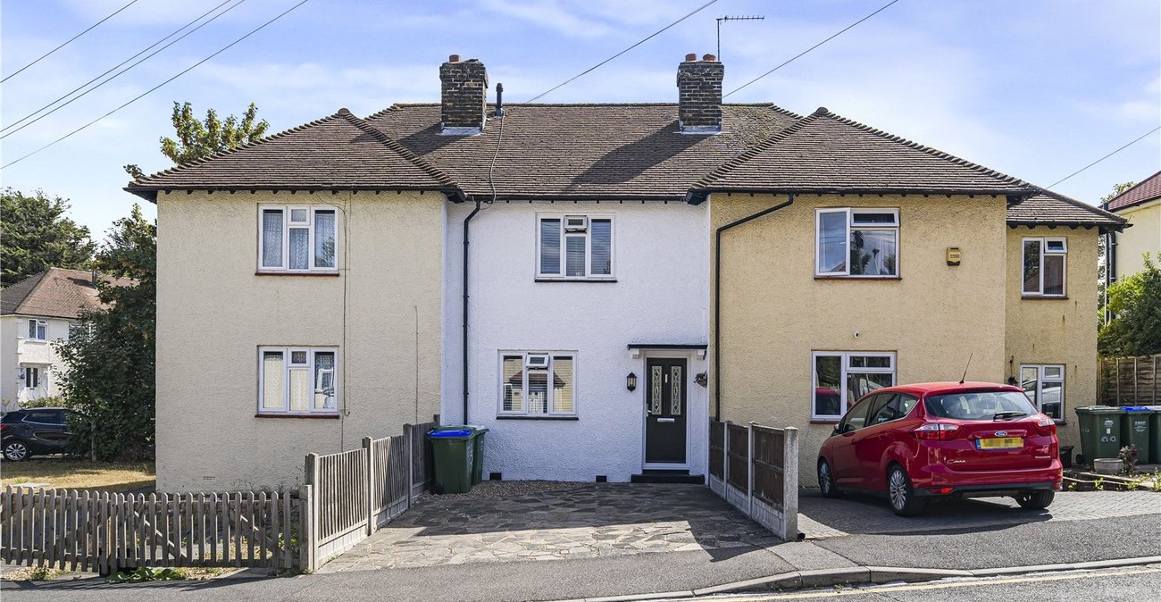 2 bedroom house for sale in Crayford | Robinson Jackson