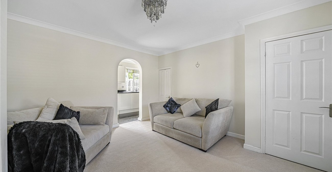 2 bedroom house for sale in Crayford | Robinson Jackson