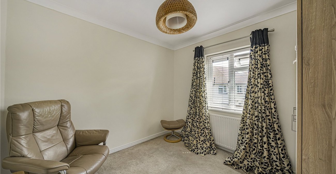 2 bedroom house for sale in Crayford | Robinson Jackson