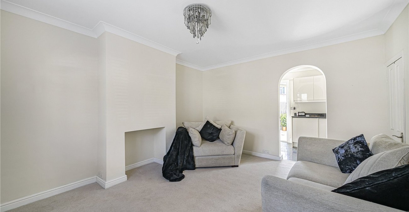 2 bedroom house for sale in Crayford | Robinson Jackson