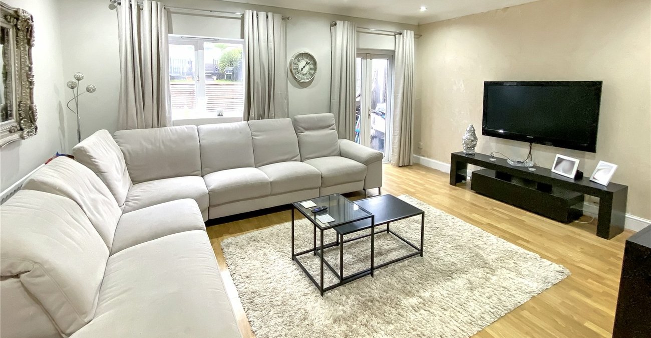 3 bedroom house for sale in Sidcup | Robinson Jackson