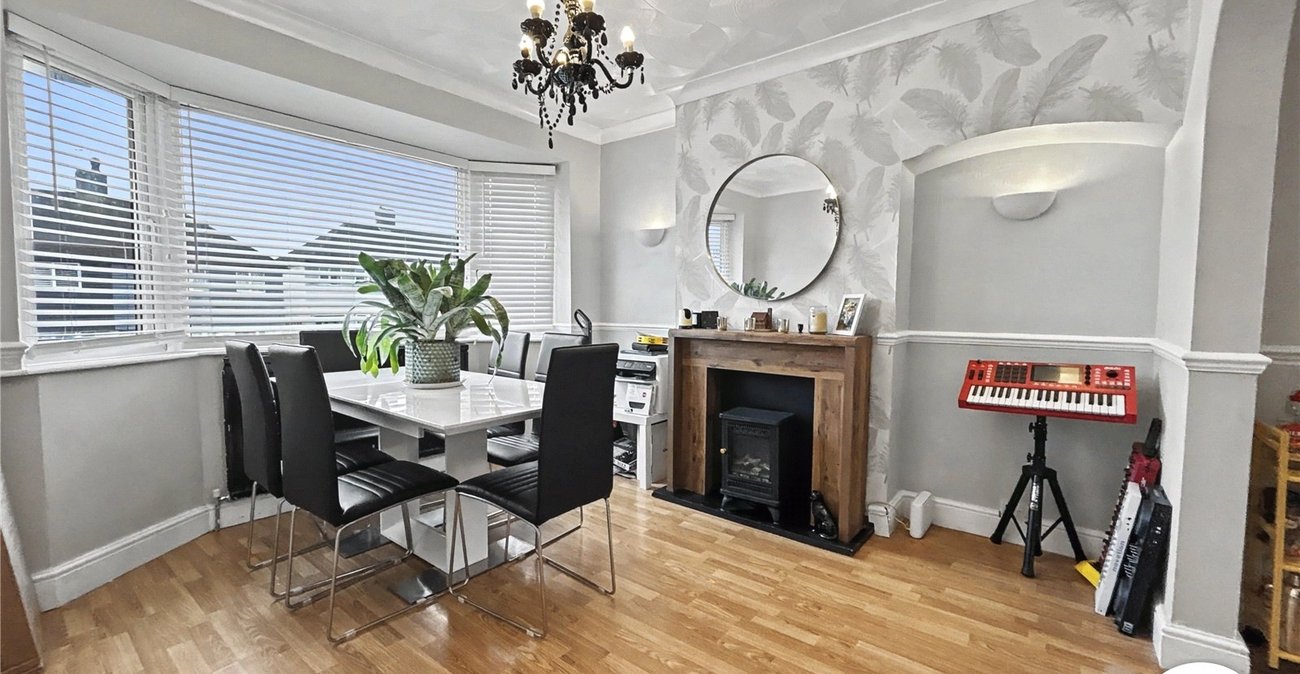 3 bedroom house for sale in Sidcup | Robinson Jackson