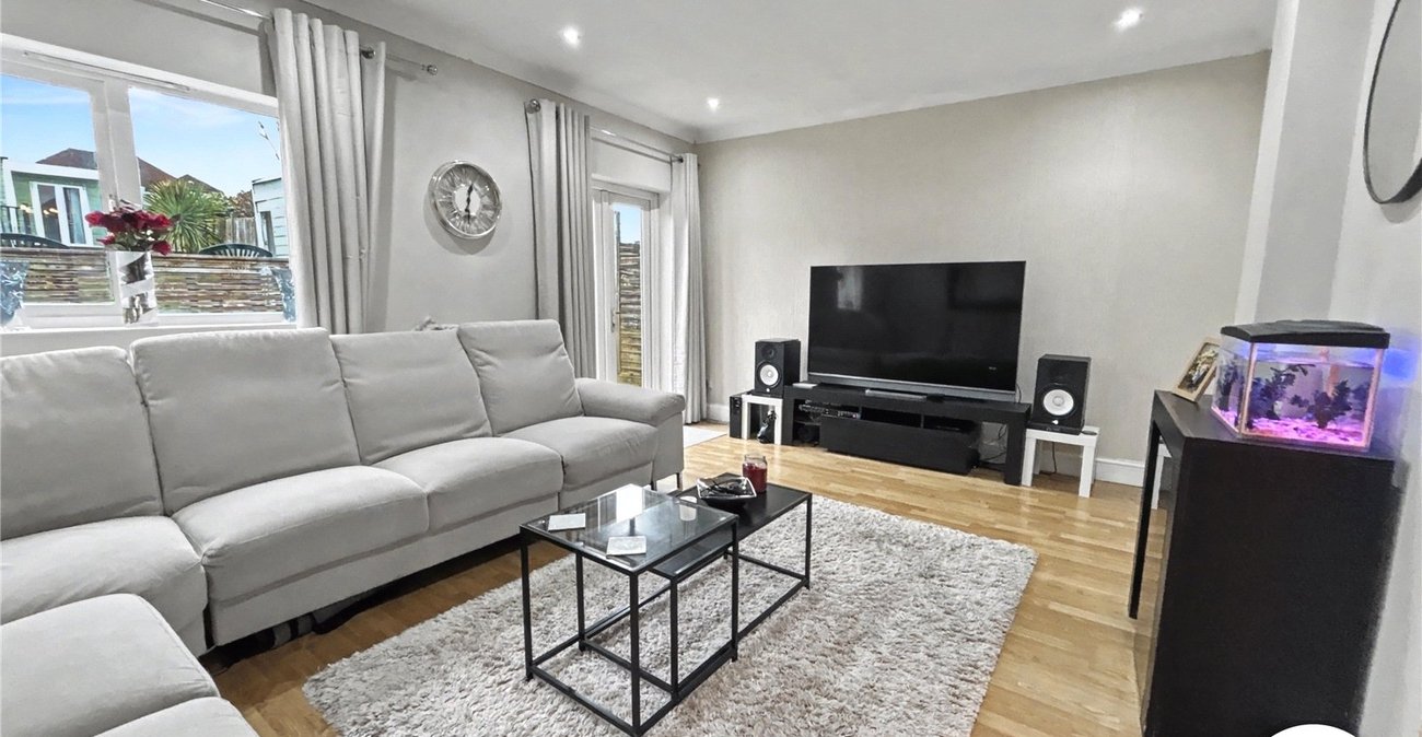 3 bedroom house for sale in Sidcup | Robinson Jackson