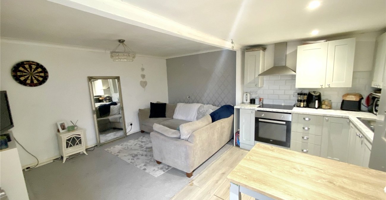 3 bedroom house for sale in Sidcup | Robinson Jackson