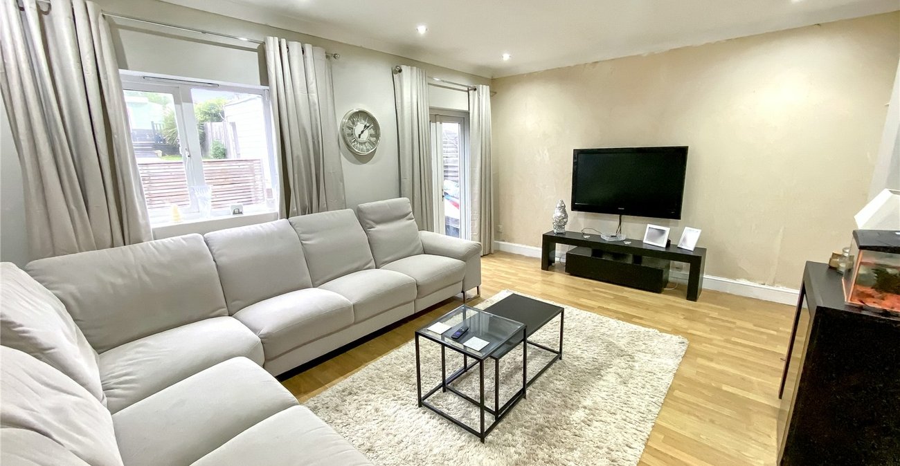 3 bedroom house for sale in Sidcup | Robinson Jackson