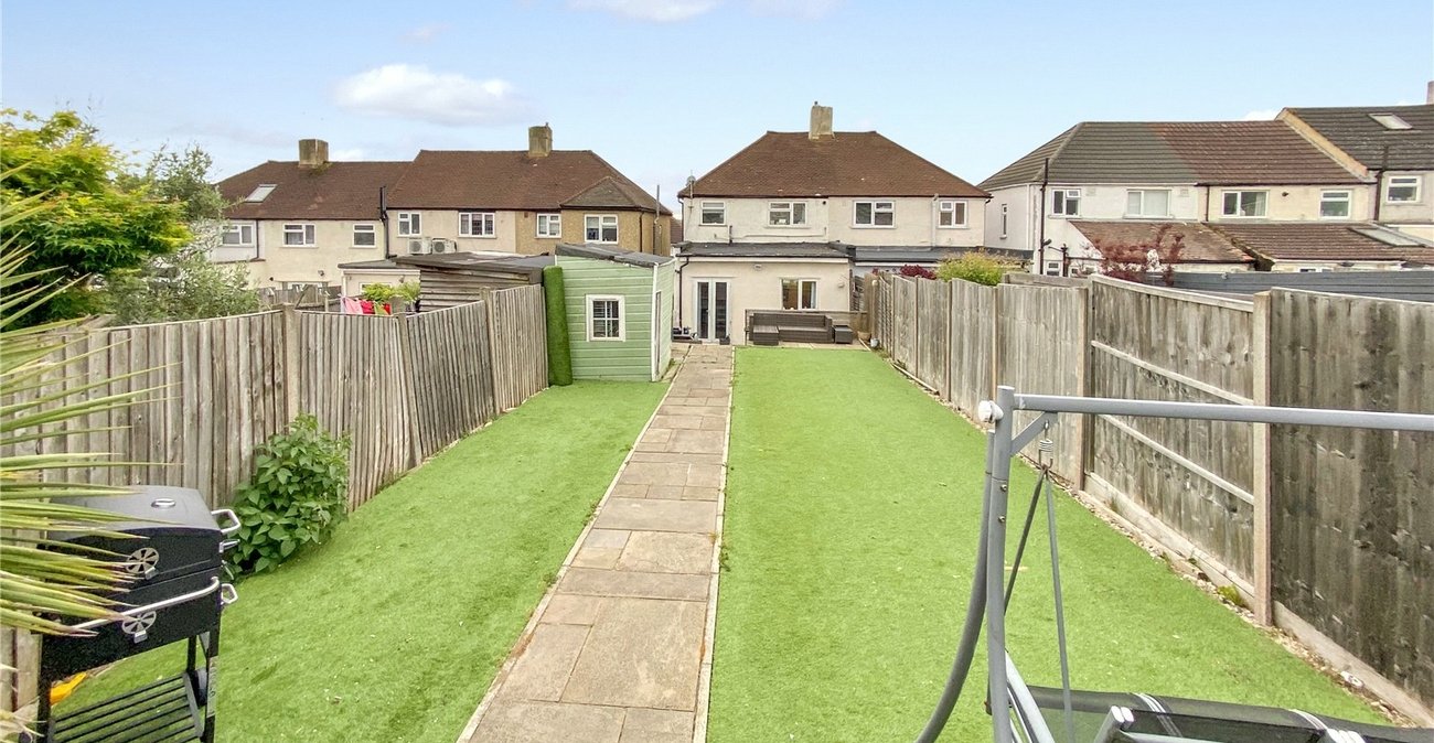 3 bedroom house for sale in Sidcup | Robinson Jackson