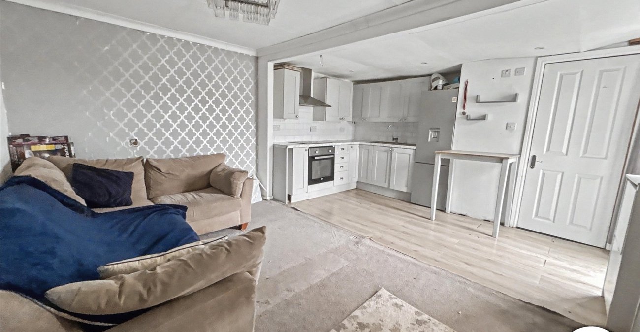 3 bedroom house for sale in Sidcup | Robinson Jackson