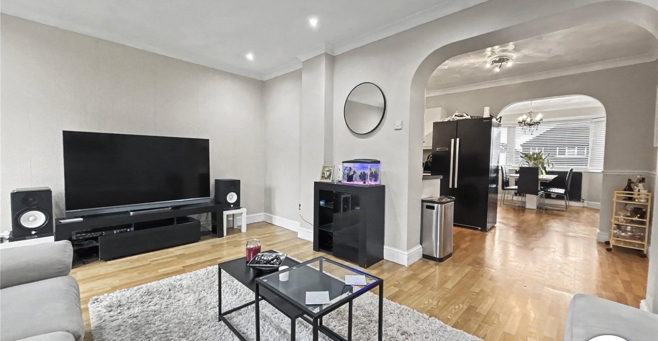 3 bedroom house for sale in Sidcup | Robinson Jackson