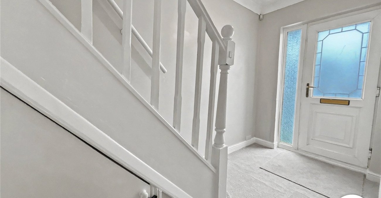 3 bedroom house for sale in Sidcup | Robinson Jackson