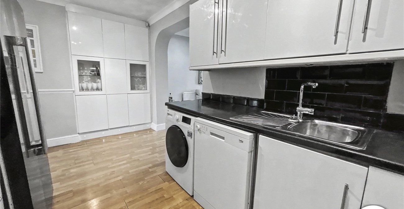 3 bedroom house for sale in Sidcup | Robinson Jackson