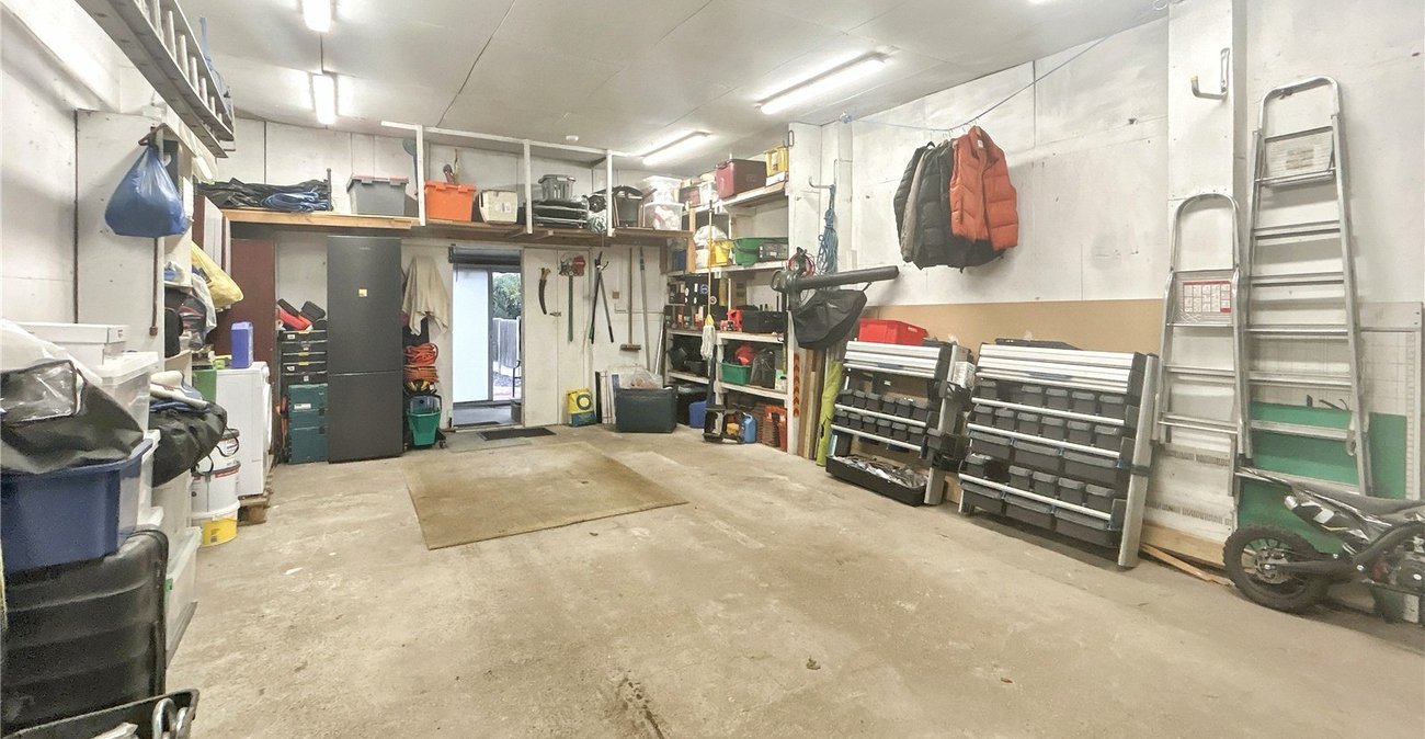 2 bedroom house for sale in Sidcup | Robinson Jackson