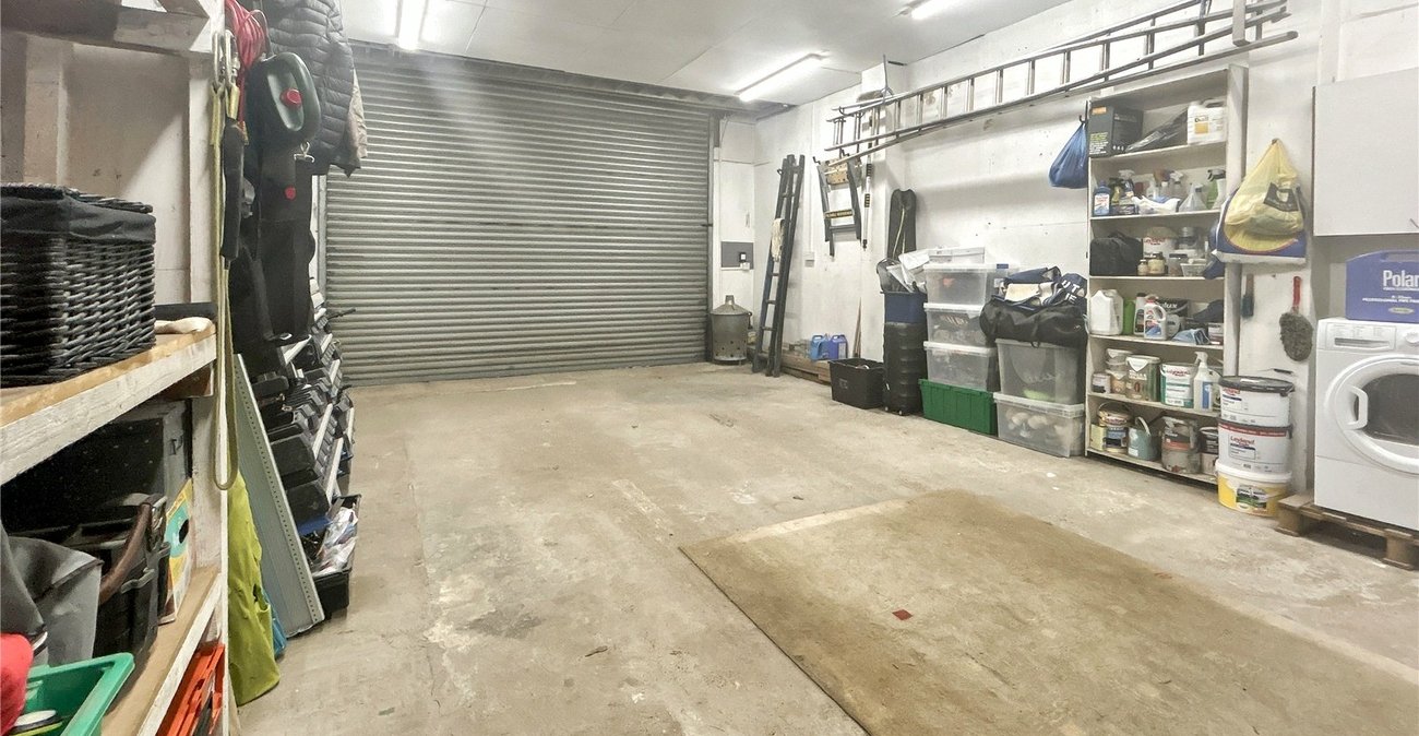 2 bedroom house for sale in Sidcup | Robinson Jackson