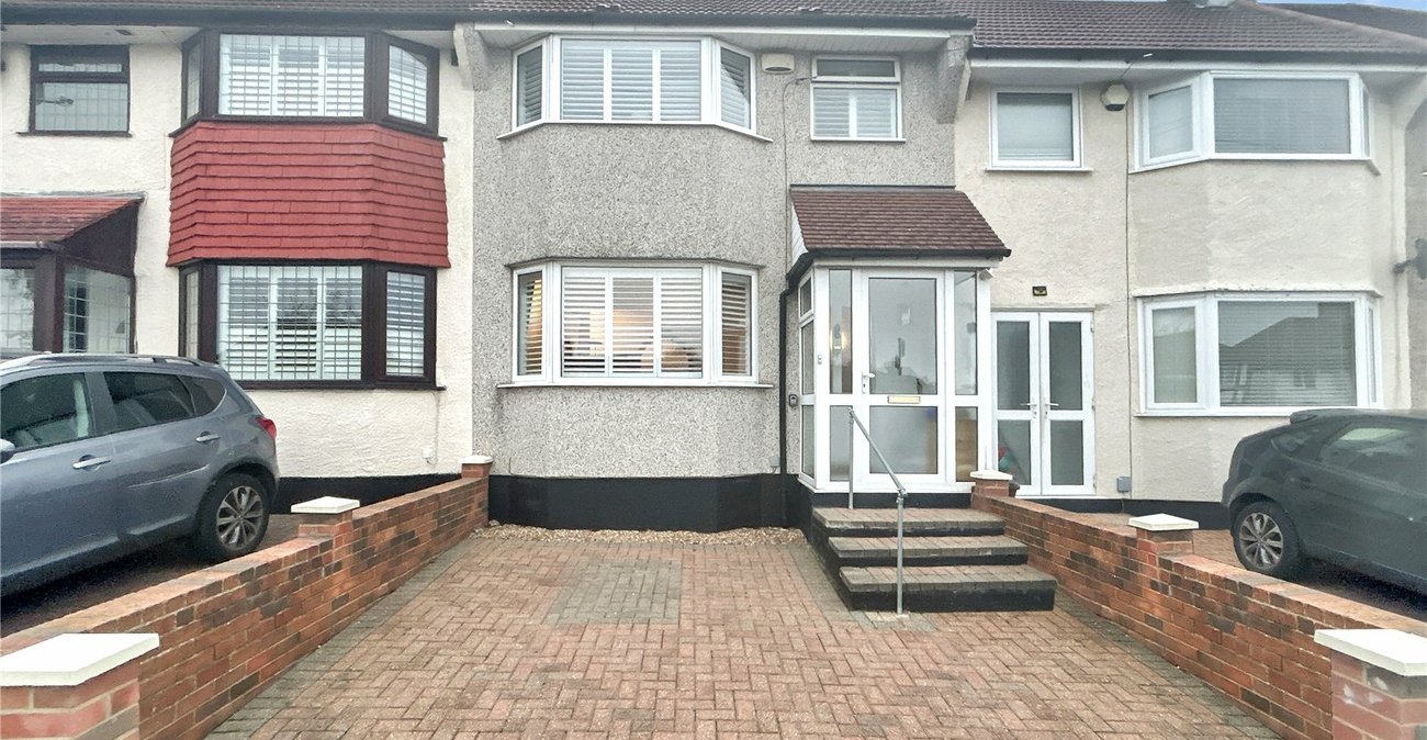 2 bedroom house for sale in Sidcup | Robinson Jackson