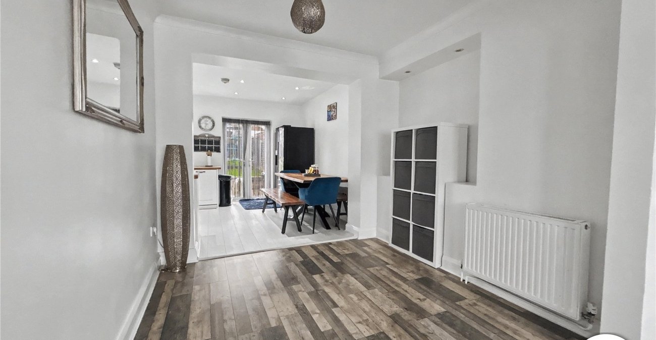 3 bedroom house for sale in Sidcup | Robinson Jackson