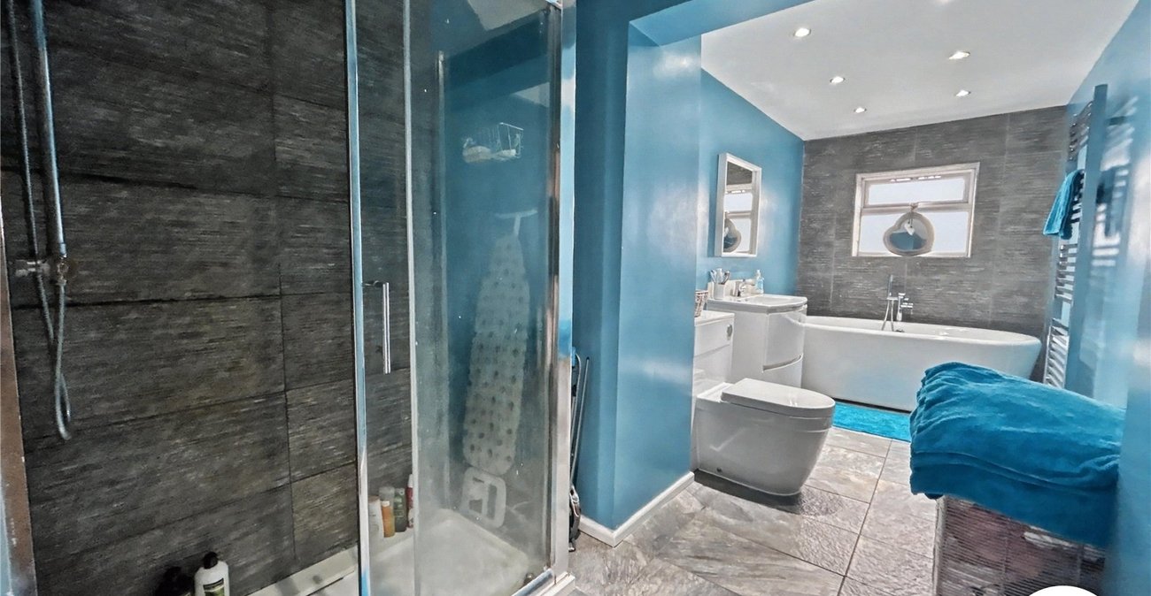 3 bedroom house for sale in Sidcup | Robinson Jackson