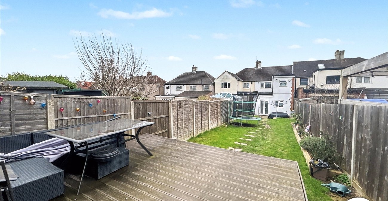 3 bedroom house for sale in Sidcup | Robinson Jackson