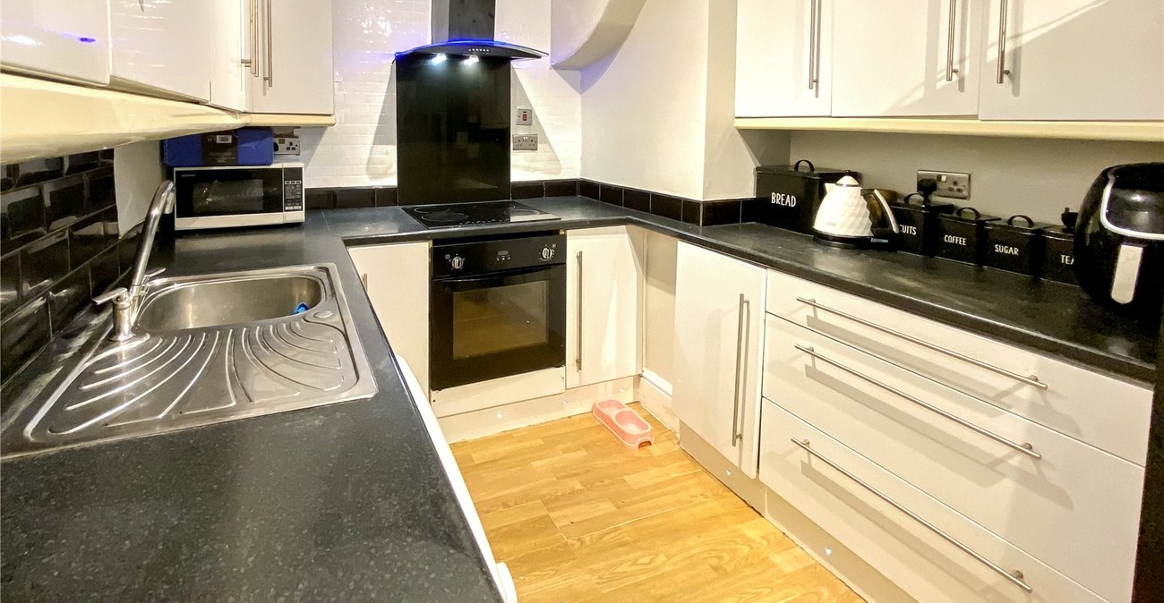 3 bedroom house for sale in Sidcup | Robinson Jackson