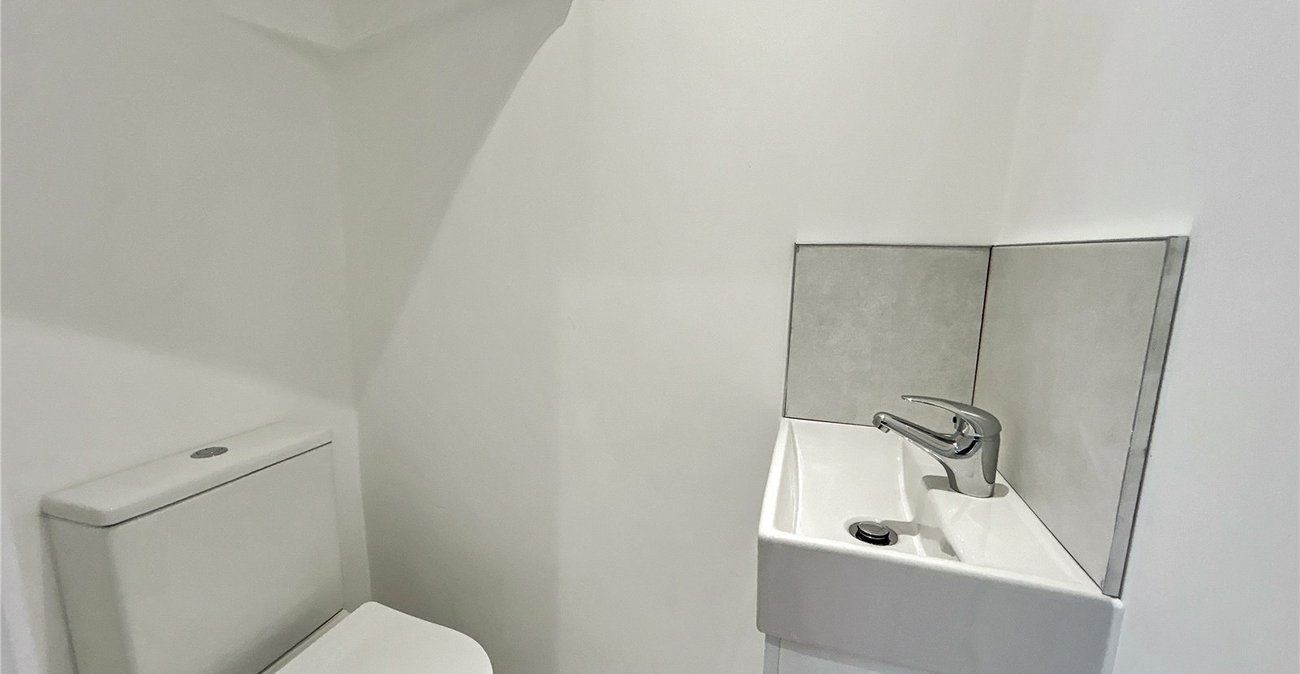 4 bedroom house for sale in Sidcup | Robinson Jackson