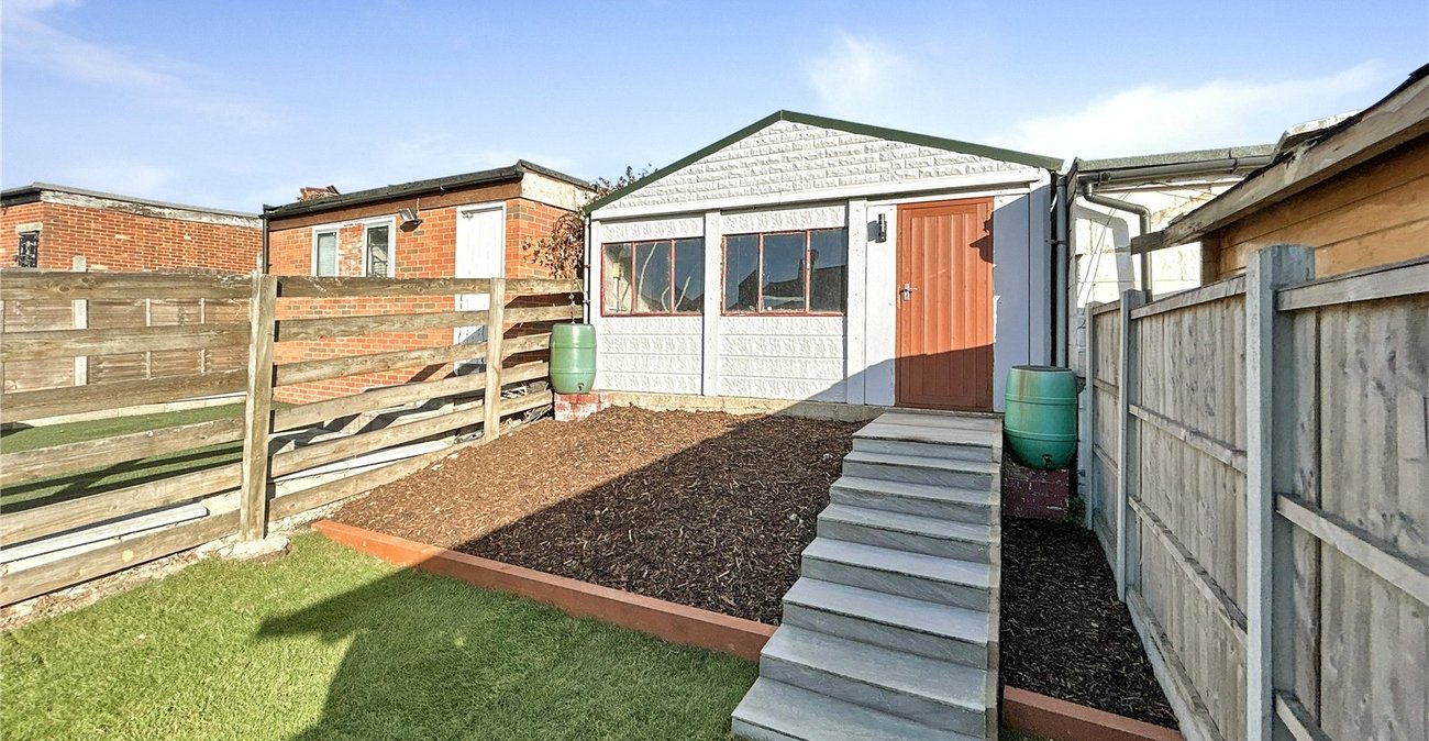 3 bedroom house for sale in Sidcup | Robinson Jackson