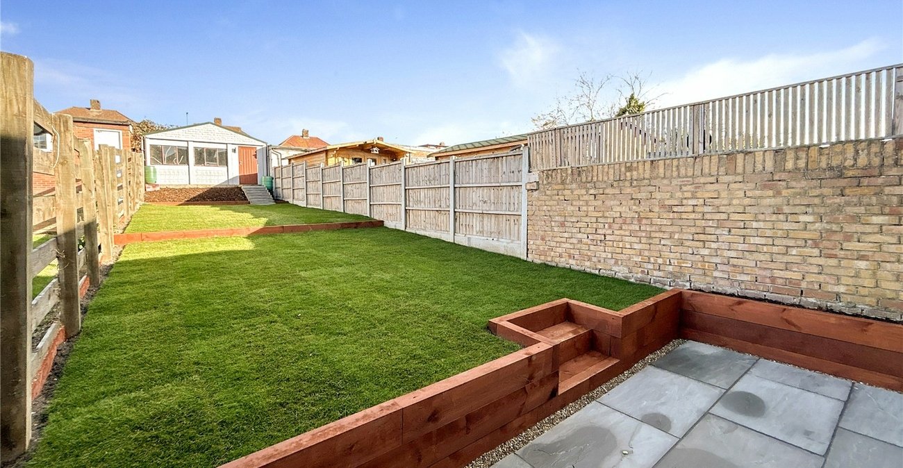 3 bedroom house for sale in Sidcup | Robinson Jackson