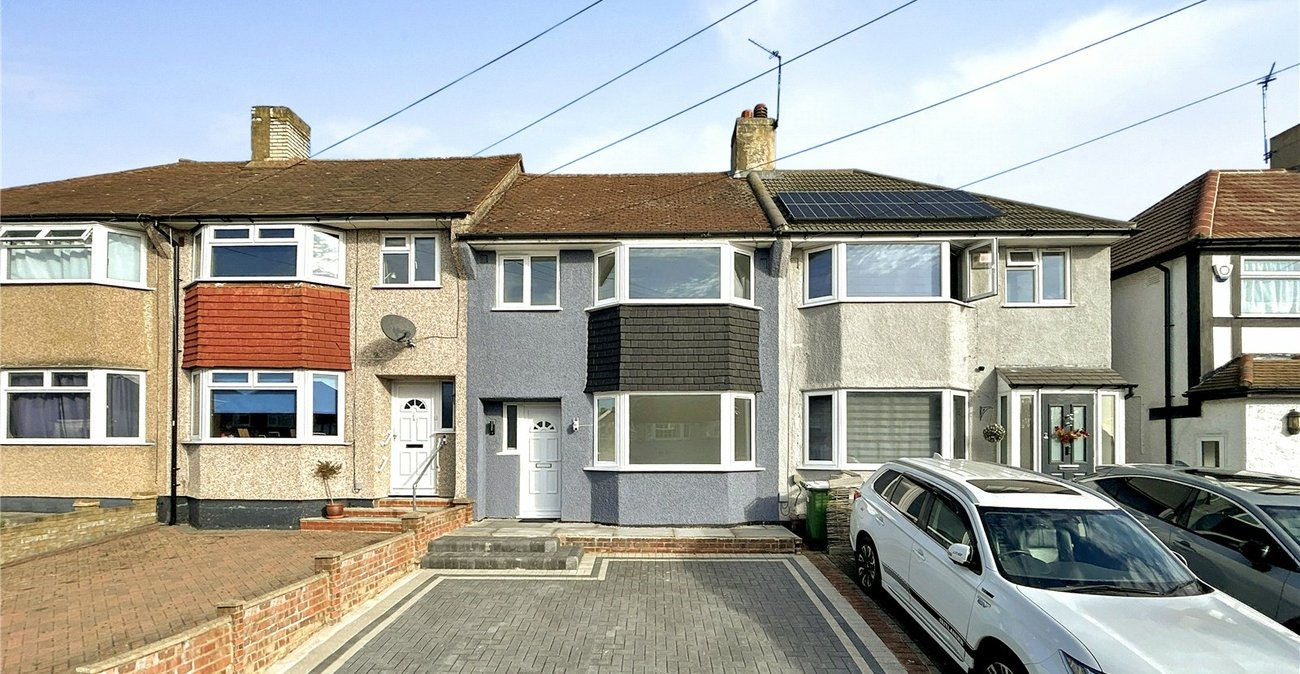 3 bedroom house for sale in Sidcup | Robinson Jackson