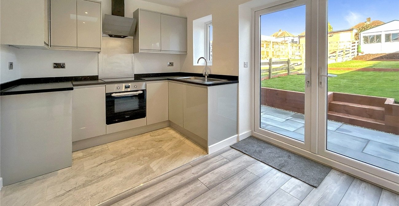 3 bedroom house for sale in Sidcup | Robinson Jackson