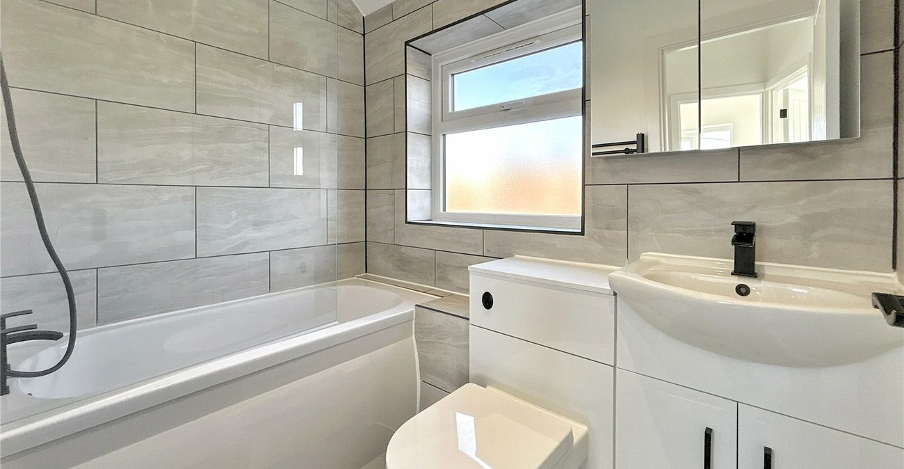 3 bedroom house for sale in Sidcup | Robinson Jackson