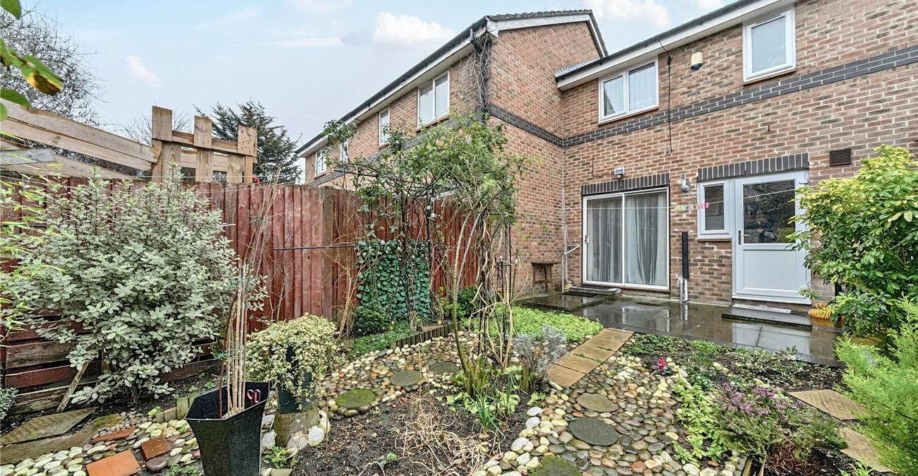 3 bedroom house for sale in Sydenham | Robinson Jackson