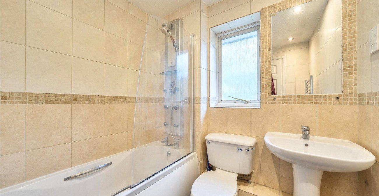 3 bedroom house for sale in Sydenham | Robinson Jackson