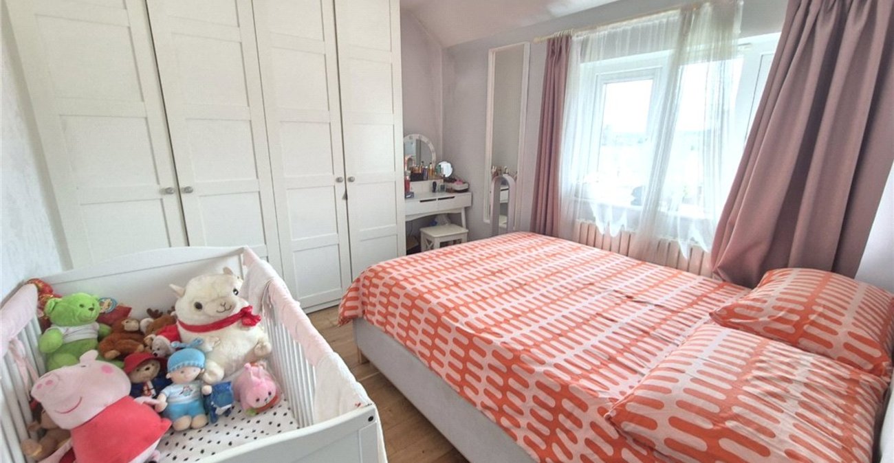 3 bedroom house for sale in St Paul's Cray | Robinson Jackson