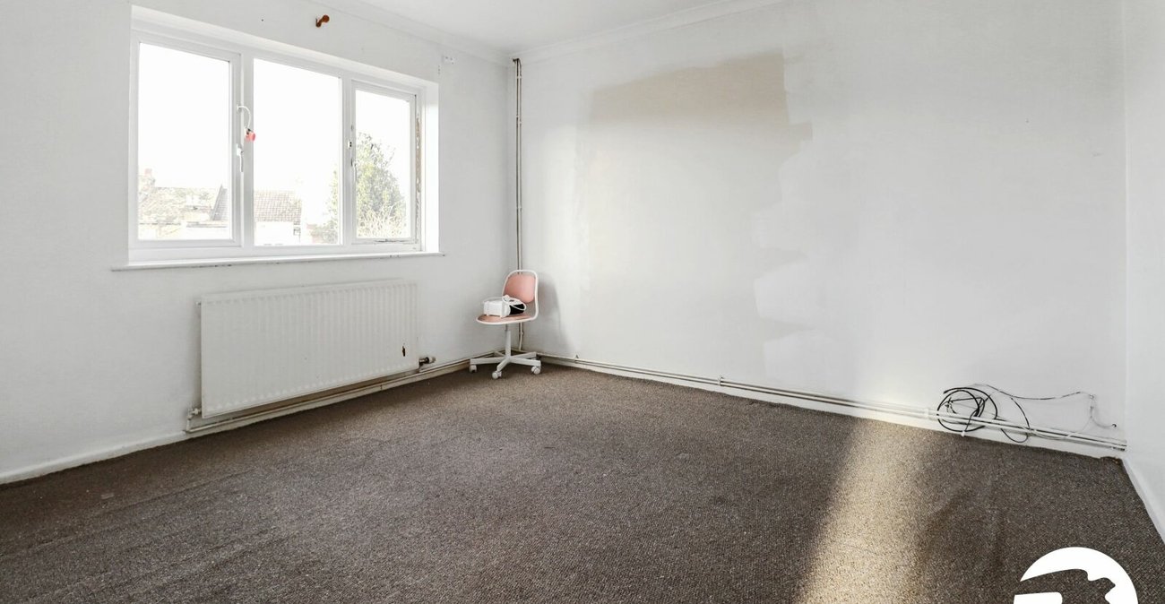 2 bedroom property for sale in Belvedere | Robinson Jackson