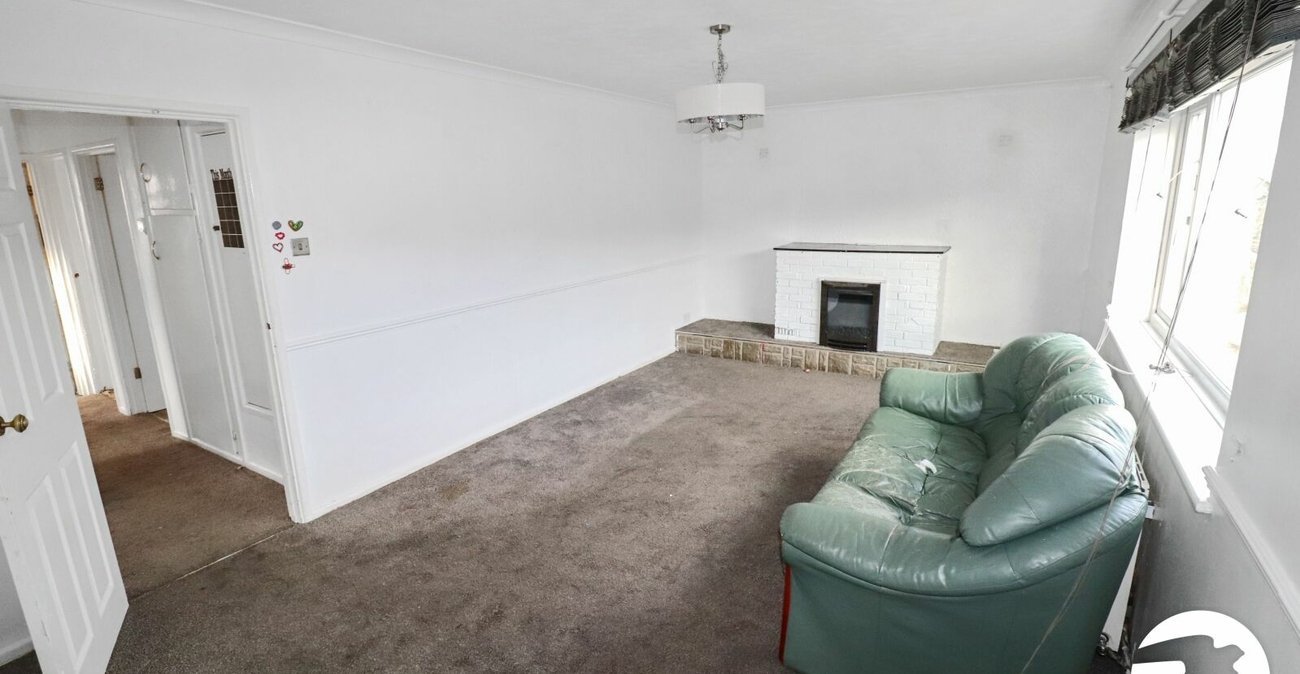 2 bedroom property for sale in Belvedere | Robinson Jackson